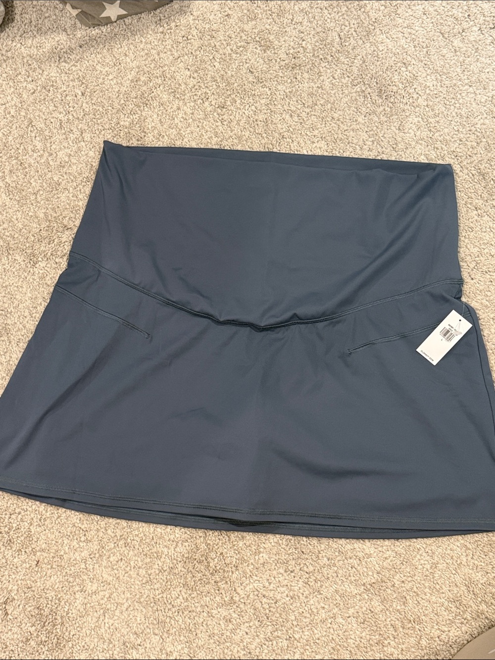 Old Navy Active Powersoft Maternity Skort in Navy